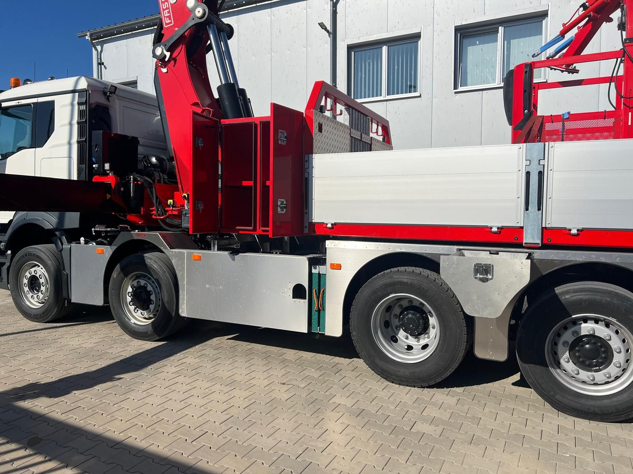 Leasing of  MAN 8x4 Hydro mit F1150 inkl Jib und Winde Korb MAN 8x4 Hydro mit F1150 inkl Jib und Winde Korb: picture 11