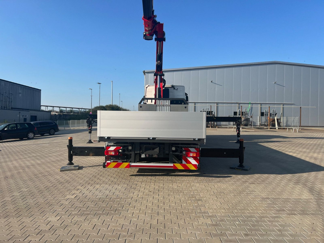 Volvo FH 500 8x2 Kran F710 RA2.26 - Truck, Crane truck: picture 4 Volvo FH 500 8x2 Kran F710 RA2.26 - Truck, Crane truck: picture 4