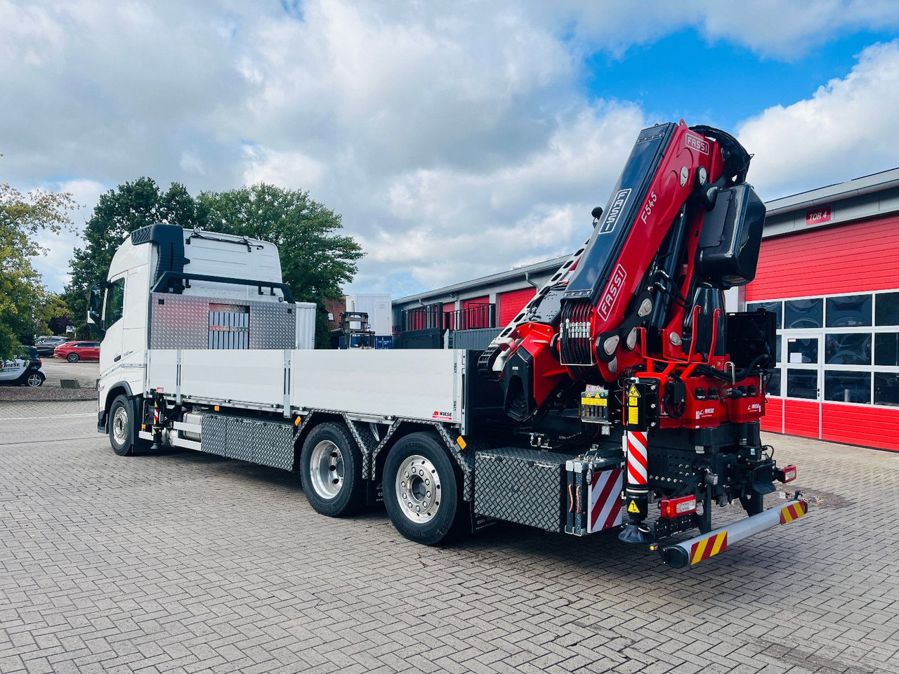 Volvo FH 540 6x2 Container Fassi F545 Heck - Dropside/ Flatbed truck, Crane truck: picture 3 Volvo FH 540 6x2 Container Fassi F545 Heck - Dropside/ Flatbed truck, Crane truck: picture 3