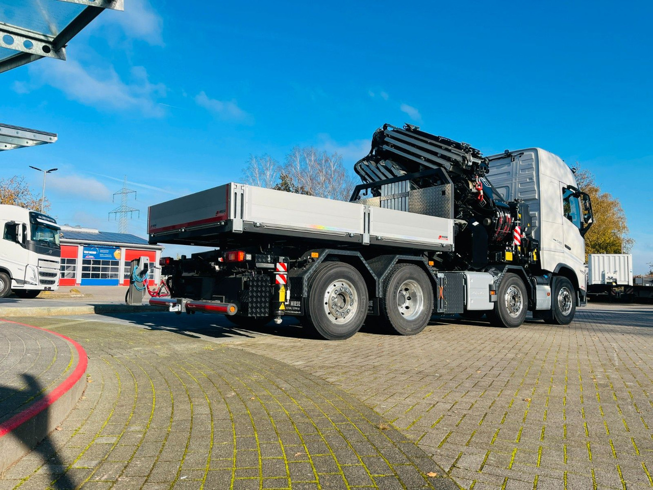 Volvo FH 540 SZM mit F1450 HXP Fly Jib + Winde - Dropside/ Flatbed truck, Crane truck: picture 2 Volvo FH 540 SZM mit F1450 HXP Fly Jib + Winde - Dropside/ Flatbed truck, Crane truck: picture 2