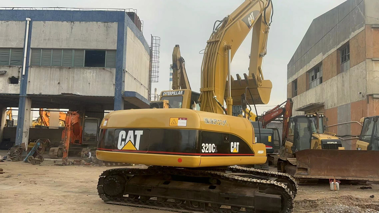 CATERPILLAR 320C - Crawler excavator: picture 4 CATERPILLAR 320C - Crawler excavator: picture 4