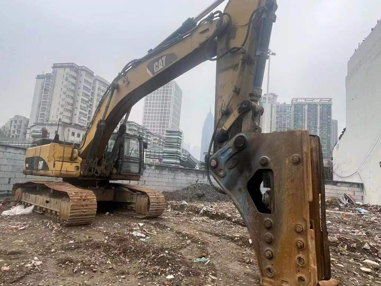 CATERPILLAR 345B - Crawler excavator: picture 3 CATERPILLAR 345B - Crawler excavator: picture 3
