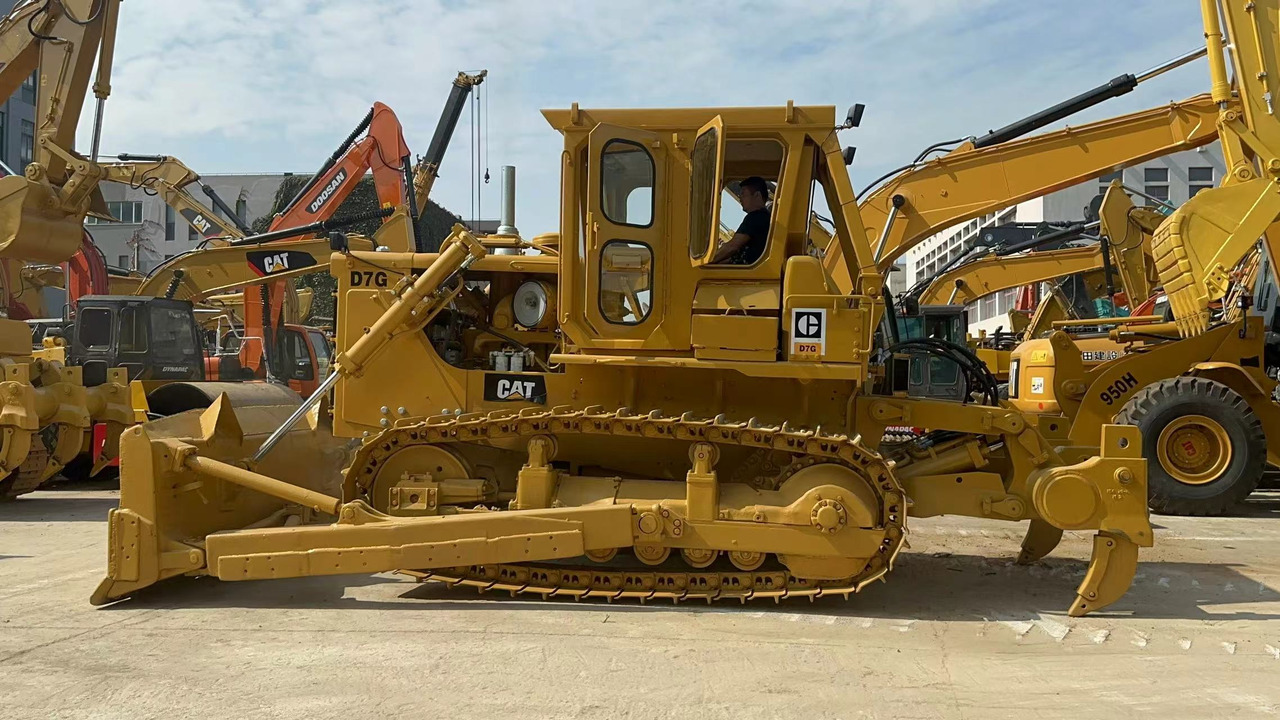 CATERPILLAR D7G - Bulldozer: picture 2 CATERPILLAR D7G - Bulldozer: picture 2