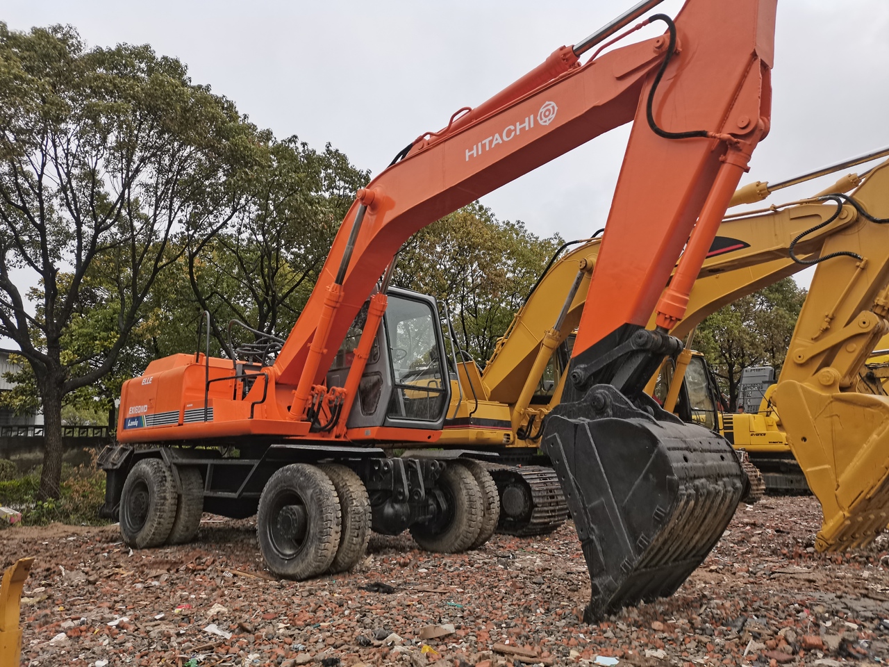 HITACHI EX160WD - Wheel excavator: picture 4 HITACHI EX160WD - Wheel excavator: picture 4
