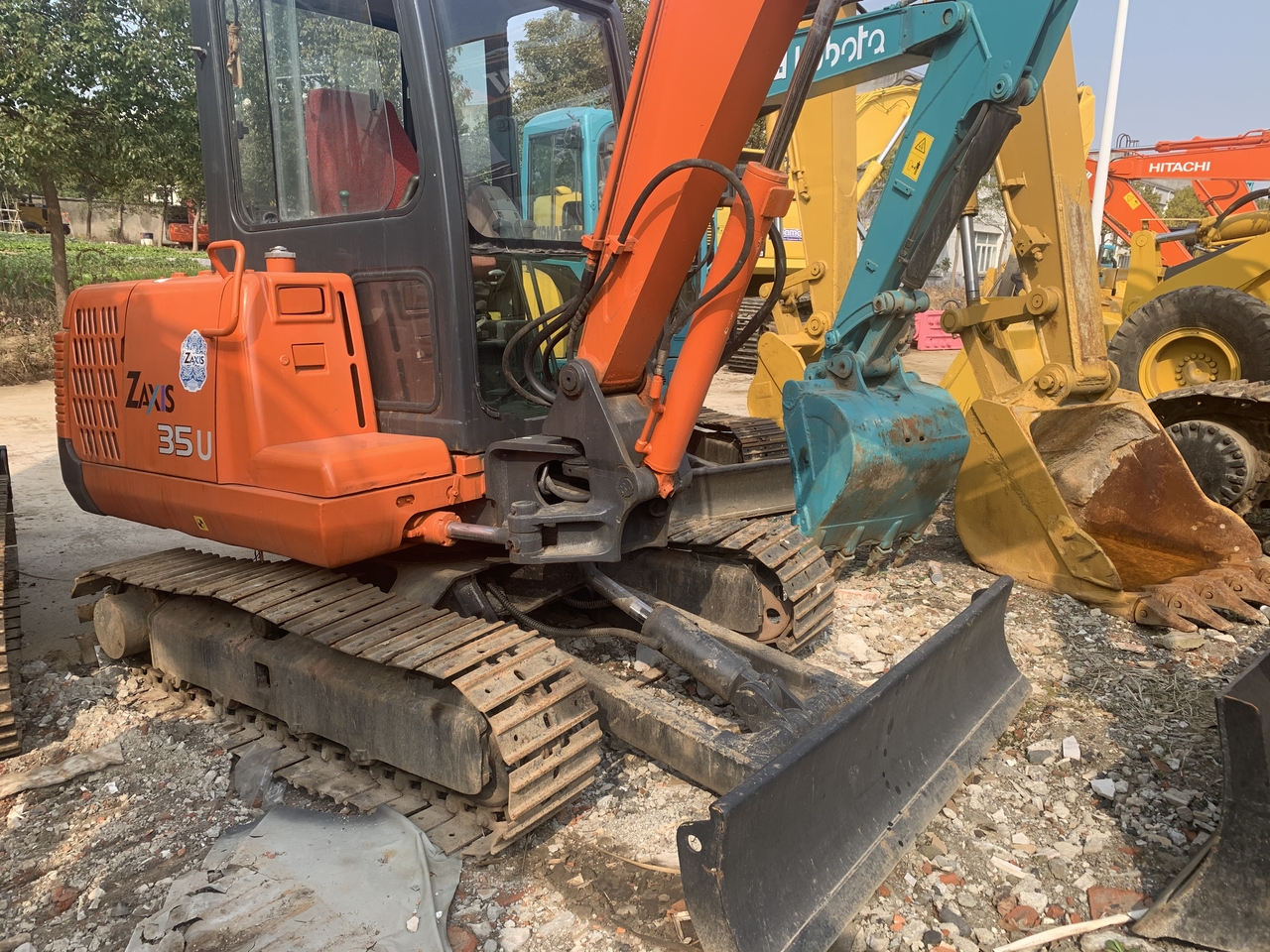HITACHI ZX35U-mini excavator - Mini excavator: picture 4 HITACHI ZX35U-mini excavator - Mini excavator: picture 4