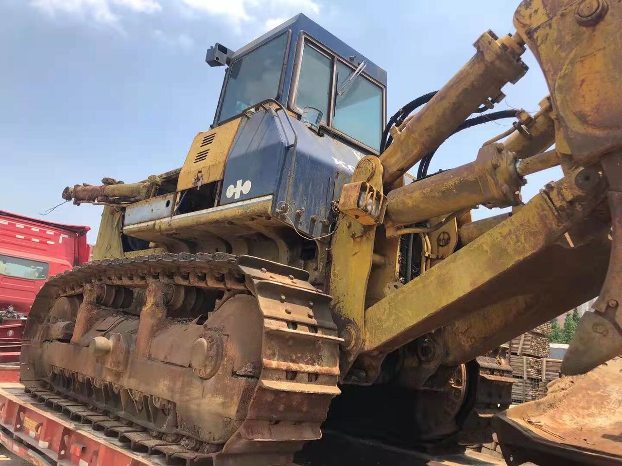 KOMATSU D155A-2 - Bulldozer: picture 1 KOMATSU D155A-2 - Bulldozer: picture 1