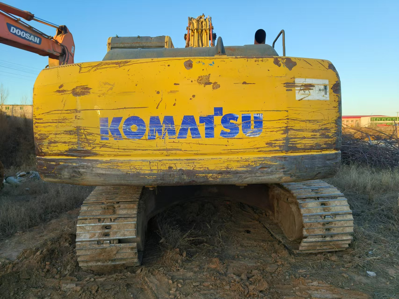 KOMATSU PC220-8 - Crawler excavator: picture 2 KOMATSU PC220-8 - Crawler excavator: picture 2