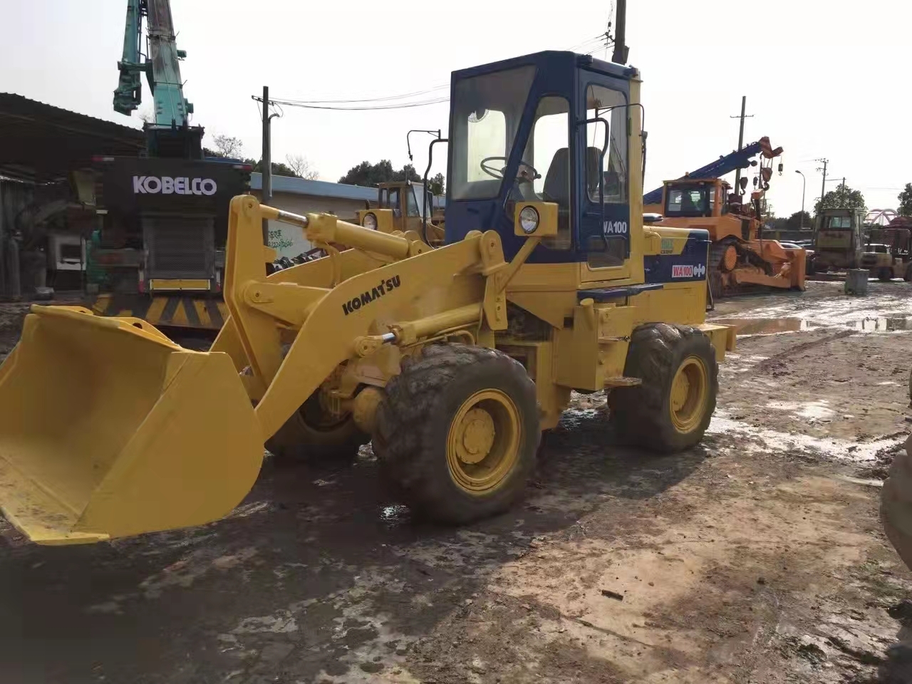 KOMATSU WA100 - Wheel loader: picture 2 KOMATSU WA100 - Wheel loader: picture 2
