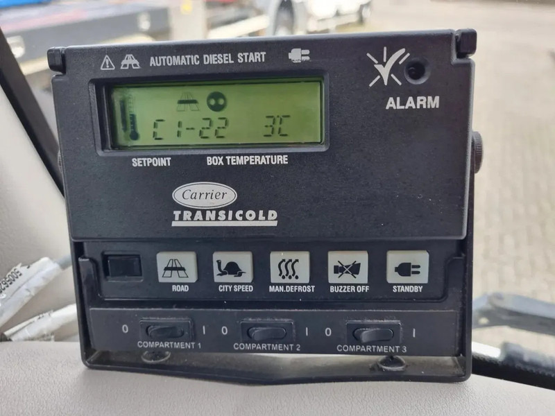 Refrigerator truck DAF LF 220 Kuhlkoffer/Carrier 750MT MULTITEMP/ LBW/ EURO 6: picture 11 Refrigerator truck DAF LF 220 Kuhlkoffer/Carrier 750MT MULTITEMP/ LBW/ EURO 6: picture 11