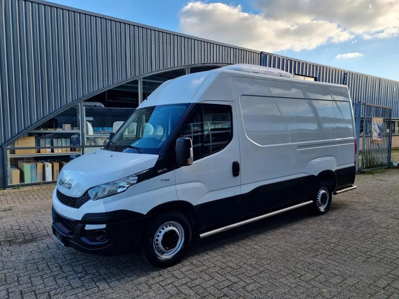 Iveco Daily 35S14 Kuhlwagen -20 Standby 230V/ CNG/ Erdgas - Refrigerated van: picture 4 Iveco Daily 35S14 Kuhlwagen -20 Standby 230V/ CNG/ Erdgas - Refrigerated van: picture 4