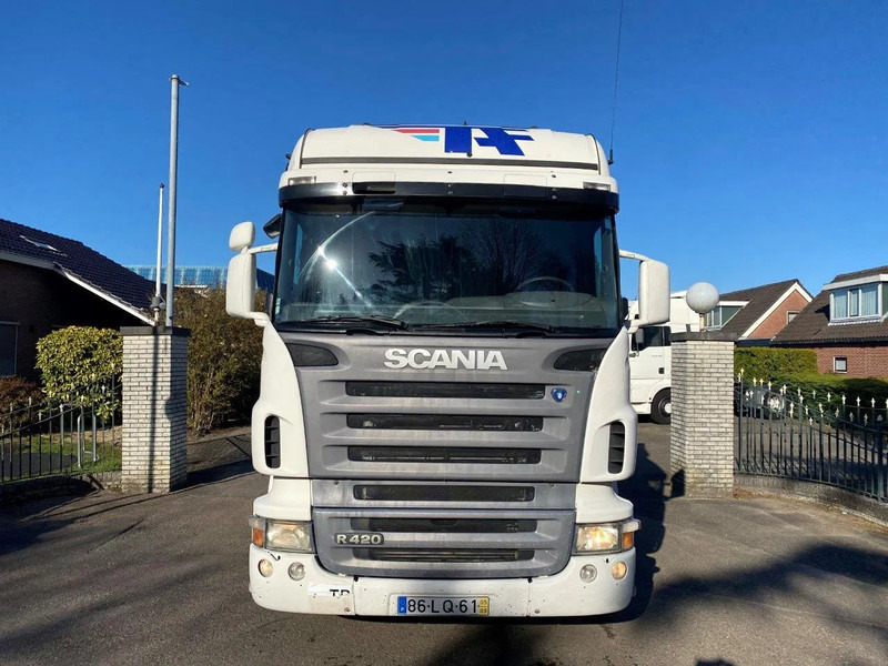 Scania R420 MANUAL + RETARDER + AIRCO - Tractor unit: picture 2 Scania R420 MANUAL + RETARDER + AIRCO - Tractor unit: picture 2