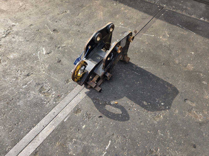 Caterpillar snelwissel cw05 mechanisch coupler mechanisch cw05 - Quick coupler for Construction machinery: picture 1 Caterpillar snelwissel cw05 mechanisch coupler mechanisch cw05 - Quick coupler for Construction machinery: picture 1