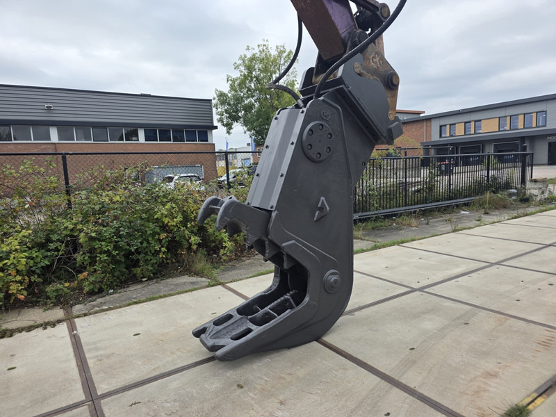 Hitachi zx350lc-6 included crusher hitachi demolition crusher - Excavator: picture 4 Hitachi zx350lc-6 included crusher hitachi demolition crusher - Excavator: picture 4