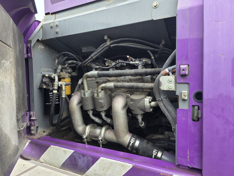 Leasing of Hitachi zx350lc-6 included crusher hitachi demolition crusher Hitachi zx350lc-6 included crusher hitachi demolition crusher: picture 13