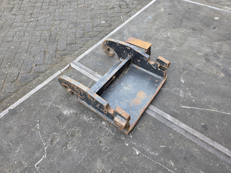 Kopplaat cw30 cw 40 adaptorplate cw30 cw40 - Quick coupler for Construction machinery: picture 4 Kopplaat cw30 cw 40 adaptorplate cw30 cw40 - Quick coupler for Construction machinery: picture 4