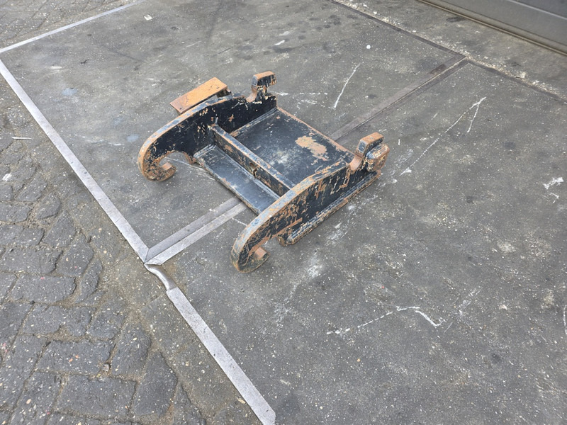 Kopplaat cw30 cw 40 adaptorplate cw30 cw40 - Quick coupler for Construction machinery: picture 1 Kopplaat cw30 cw 40 adaptorplate cw30 cw40 - Quick coupler for Construction machinery: picture 1