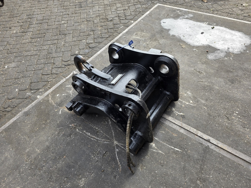 Snelwissel cw45 coupler verachtert coupler cw45 verachtert - Quick coupler for Construction machinery: picture 5 Snelwissel cw45 coupler verachtert coupler cw45 verachtert - Quick coupler for Construction machinery: picture 5