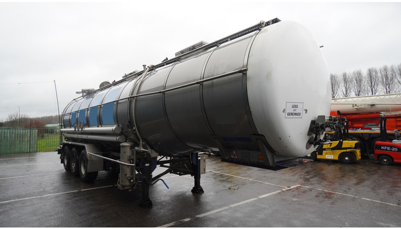 Burg 3 AXLE WATER TANK 32.000LTR - Tank semi-trailer: picture 3 Burg 3 AXLE WATER TANK 32.000LTR - Tank semi-trailer: picture 3