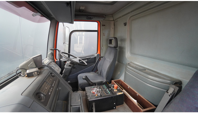 Road sweeper DAF 65.180 ATI STREET SWEPER RH DRIVE MANUAL GARBOX 96.000KM: picture 6