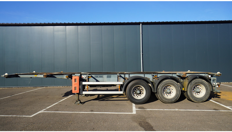 Groenewegen 3 AXLE CONTAINER TRANSPORT TRAILER - Container transporter/ Swap body semi-trailer: picture 1 Groenewegen 3 AXLE CONTAINER TRANSPORT TRAILER - Container transporter/ Swap body semi-trailer: picture 1