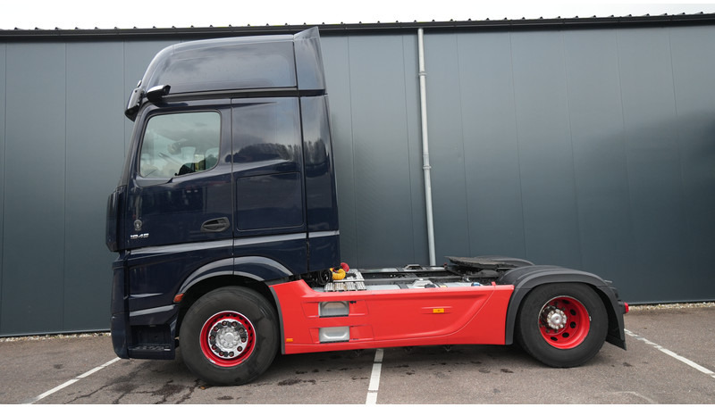 Mercedes-Benz ACTROS 1945 GIGASPACE 727.600KM - Tractor unit: picture 1 Mercedes-Benz ACTROS 1945 GIGASPACE 727.600KM - Tractor unit: picture 1