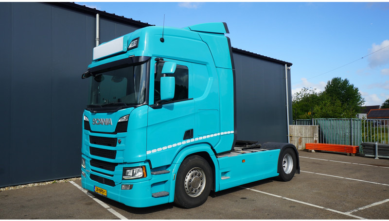 Scania R 450 TOPLINE EURO 6 RETARDER - Tractor unit: picture 3 Scania R 450 TOPLINE EURO 6 RETARDER - Tractor unit: picture 3