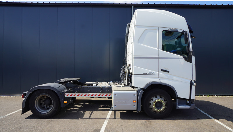 Volvo FH420 4X2 ADR EURO6 - Tractor unit: picture 5 Volvo FH420 4X2 ADR EURO6 - Tractor unit: picture 5
