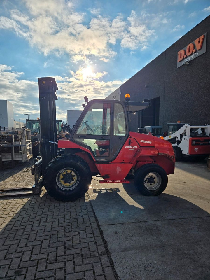 Manitou M50-2H - Diesel forklift: picture 3 Manitou M50-2H - Diesel forklift: picture 3