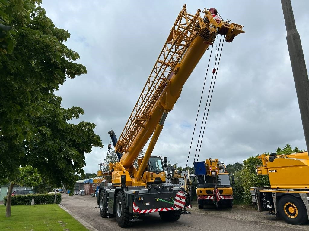 XCMG XCR70_E - Mobile crane: picture 5 XCMG XCR70_E - Mobile crane: picture 5