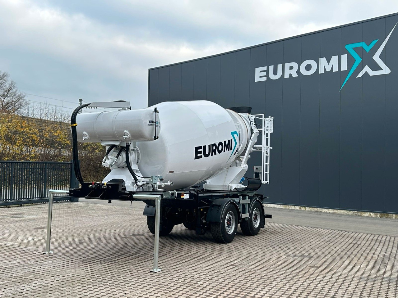EUROMIX MTP - 10m³ Betonmischer-Auflieger - Concrete mixer truck: picture 2 EUROMIX MTP - 10m³ Betonmischer-Auflieger - Concrete mixer truck: picture 2