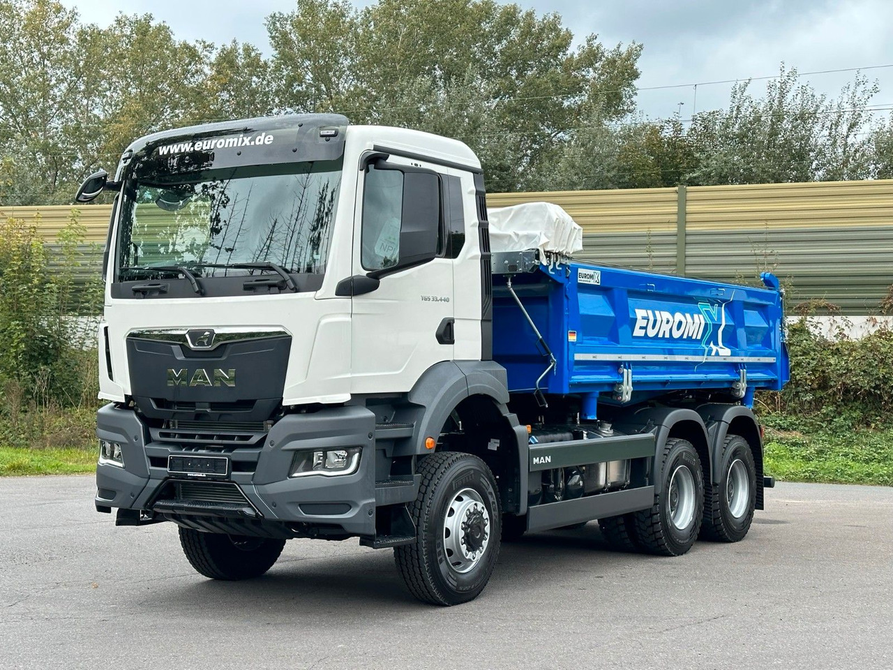 MAN TGS 33.440 6x6 /Euro6 3-Seiten-Kipper EuromixMTP - Tipper: picture 1 MAN TGS 33.440 6x6 /Euro6 3-Seiten-Kipper EuromixMTP - Tipper: picture 1