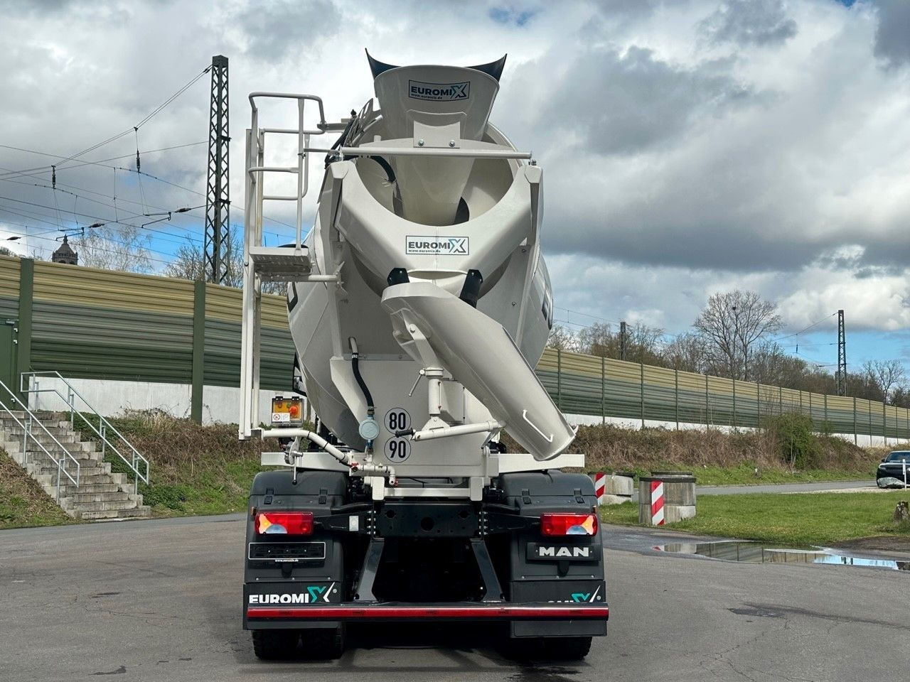 Concrete mixer truck MAN TGS 41.440 8x4 WECHSELSYSTEM KIPPER+MISCHER: picture 22