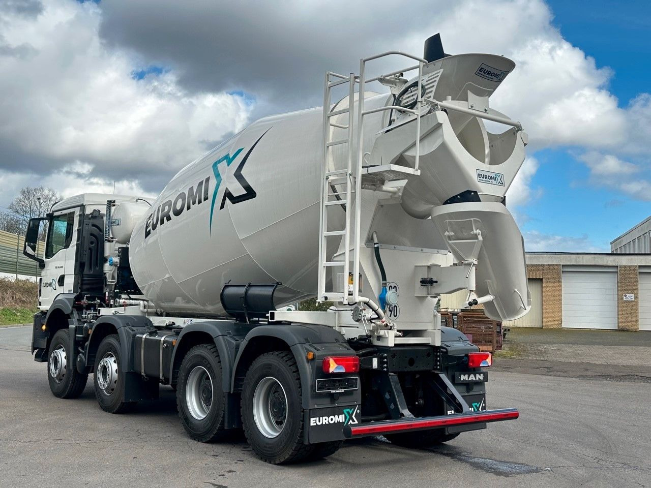 Concrete mixer truck MAN TGS 41.440 8x4 WECHSELSYSTEM KIPPER+MISCHER: picture 21
