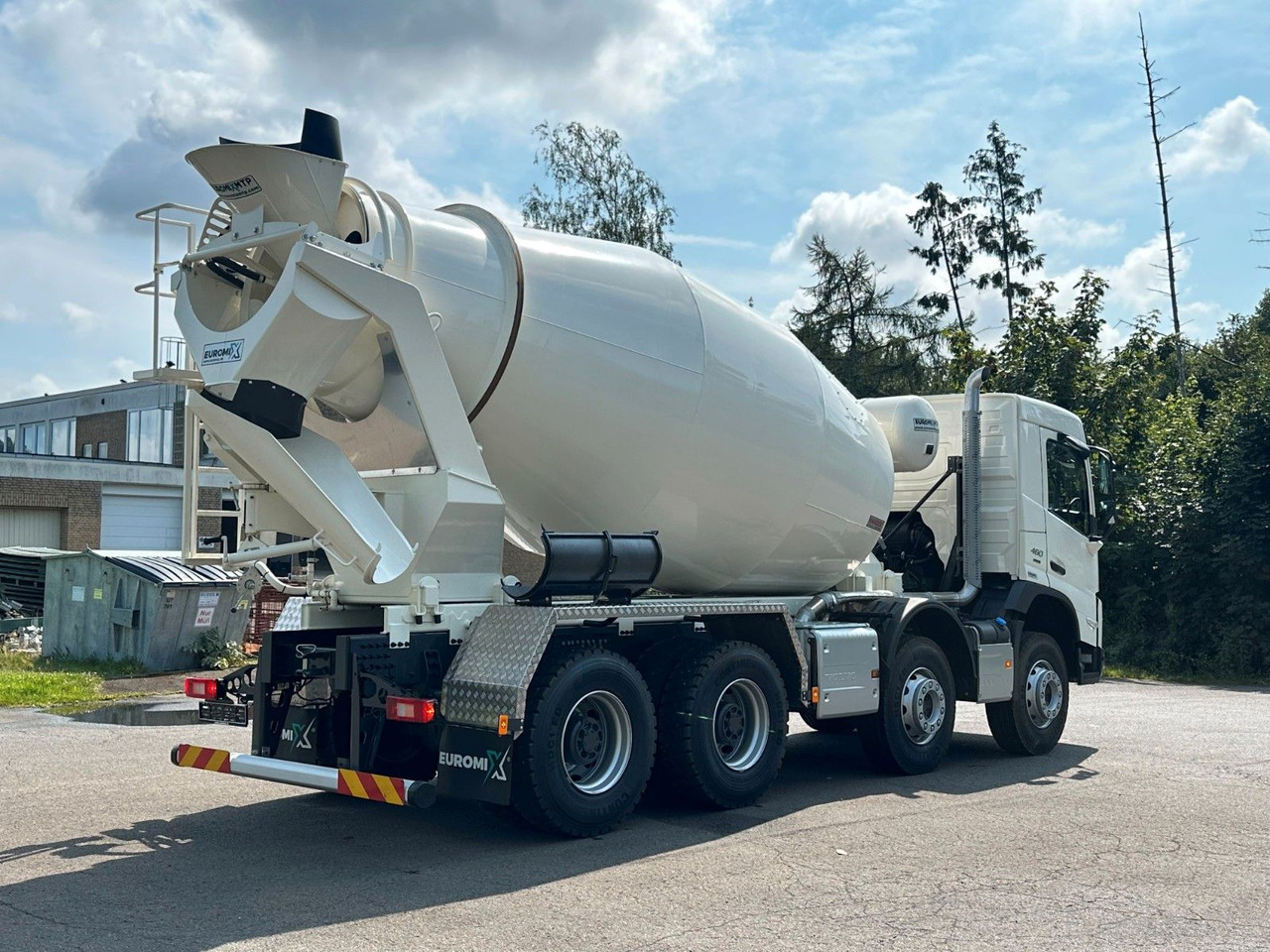 Leasing of  Volvo FMX 500 8X4 Retarder EuromixMTP EM 9 L Volvo FMX 500 8X4 Retarder EuromixMTP EM 9 L: picture 7