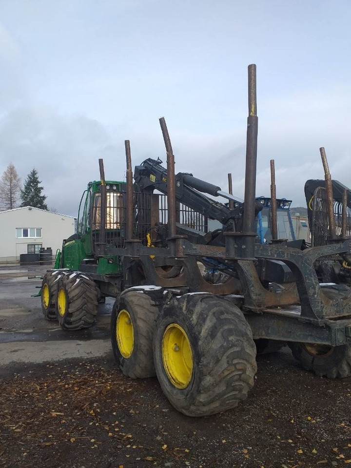 John Deere 1510 E - Forwarder: picture 2 John Deere 1510 E - Forwarder: picture 2