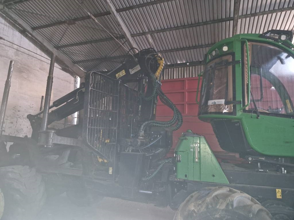 John Deere 1510 E - Forwarder: picture 4 John Deere 1510 E - Forwarder: picture 4