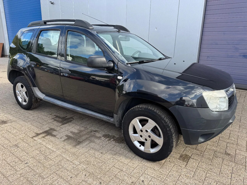 Dacia Duster **EURO 5-AIRCO** - Car: picture 1 Dacia Duster **EURO 5-AIRCO** - Car: picture 1
