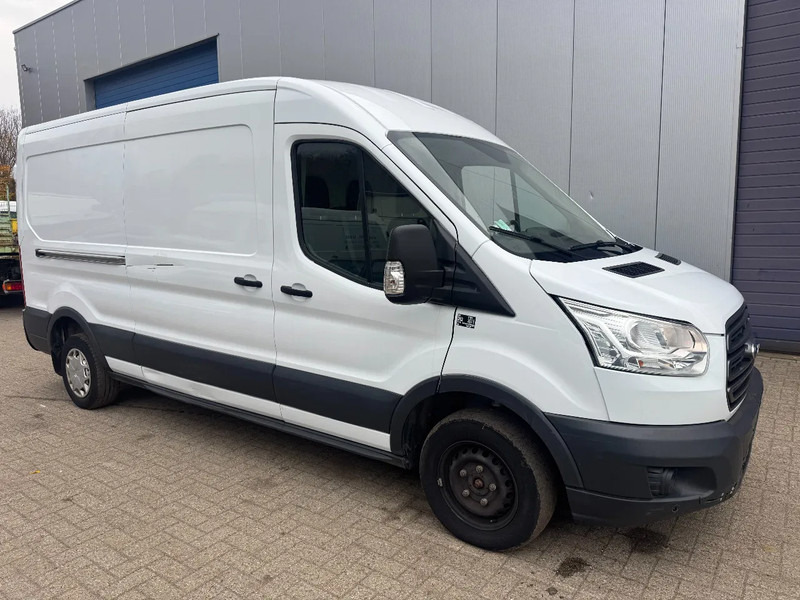Ford Transit **EURO6-AC-1995CC** - Small van: picture 3 Ford Transit **EURO6-AC-1995CC** - Small van: picture 3