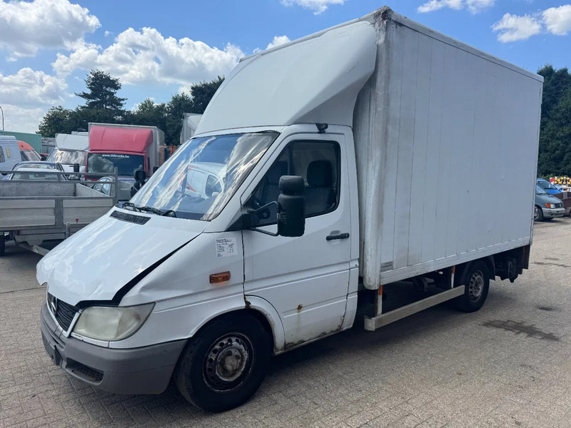 Mercedes-Benz Sprinter 313 **BOX+LIFT** - Box van: picture 1 Mercedes-Benz Sprinter 313 **BOX+LIFT** - Box van: picture 1