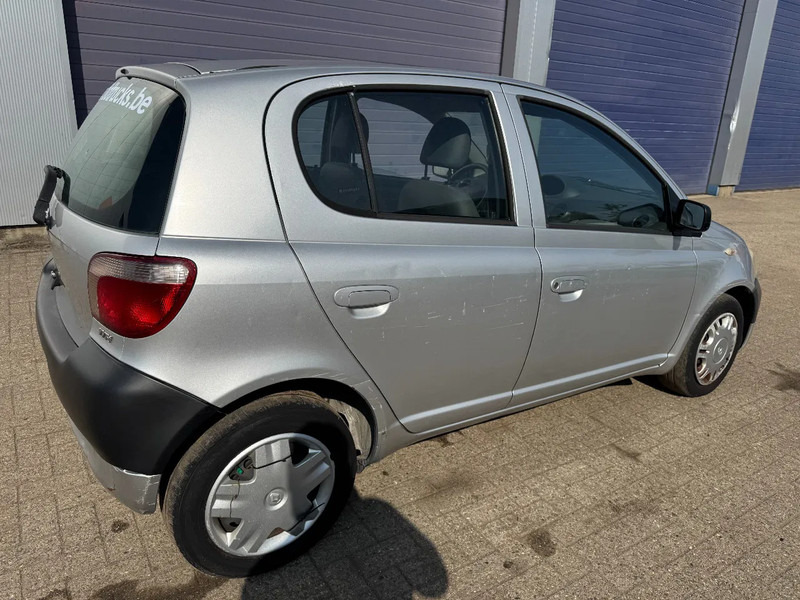 Toyota Yaris **PETROL-AIRCO** - Car: picture 4 Toyota Yaris **PETROL-AIRCO** - Car: picture 4