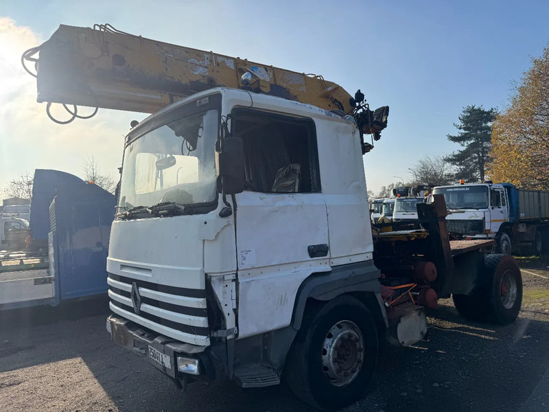 Renault Major 385 **6 CULASSE-A LAMES** - Tractor unit: picture 3 Renault Major 385 **6 CULASSE-A LAMES** - Tractor unit: picture 3