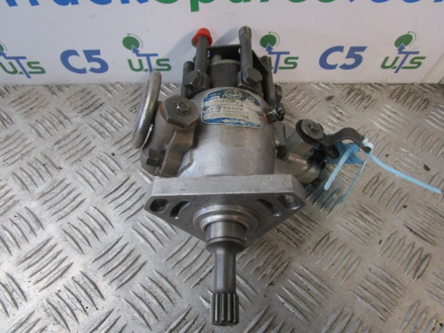 CAV ROTO DPA DIESEL FUEL INJECTION PUMP TYPE 3266F238 - Fuel processing/ Fuel delivery for Truck: picture 1 CAV ROTO DPA DIESEL FUEL INJECTION PUMP TYPE 3266F238 - Fuel processing/ Fuel delivery for Truck: picture 1