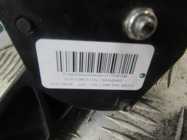 DAF LF 220 EURO 6 THROTTLE CONTROL UNIT P/NO 7482492423/401177 - Electrical system for Truck: picture 3 DAF LF 220 EURO 6 THROTTLE CONTROL UNIT P/NO 7482492423/401177 - Electrical system for Truck: picture 3