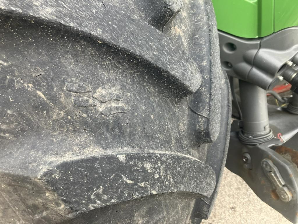 Farm tractor Fendt 936 VARIO: picture 8