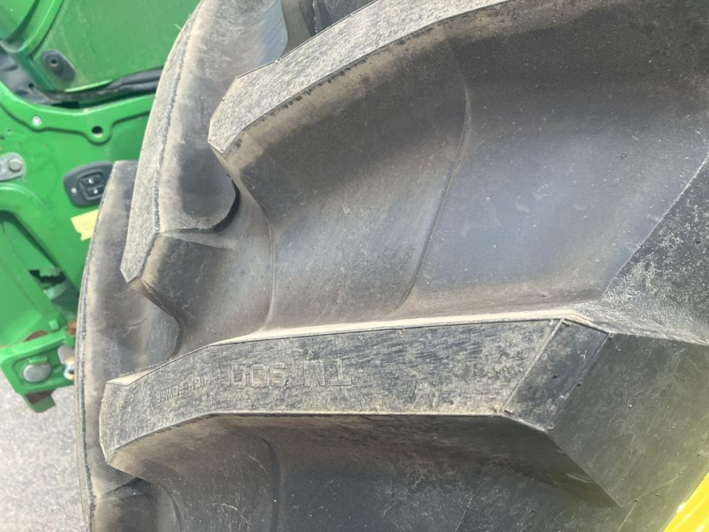 John Deere 6250R - Farm tractor: picture 2 John Deere 6250R - Farm tractor: picture 2