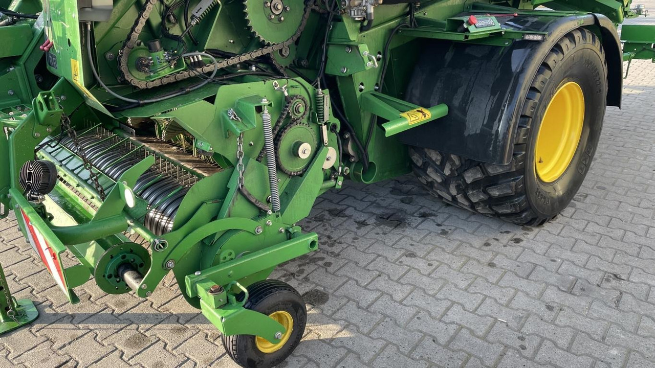 Hay and forage equipment John Deere C441R: picture 16 Hay and forage equipment John Deere C441R: picture 16