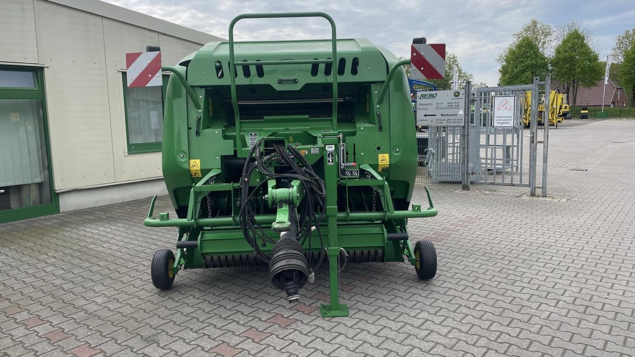 Bale wrapper John Deere RUNDBALLENPRESSE F441R: picture 26 Bale wrapper John Deere RUNDBALLENPRESSE F441R: picture 26