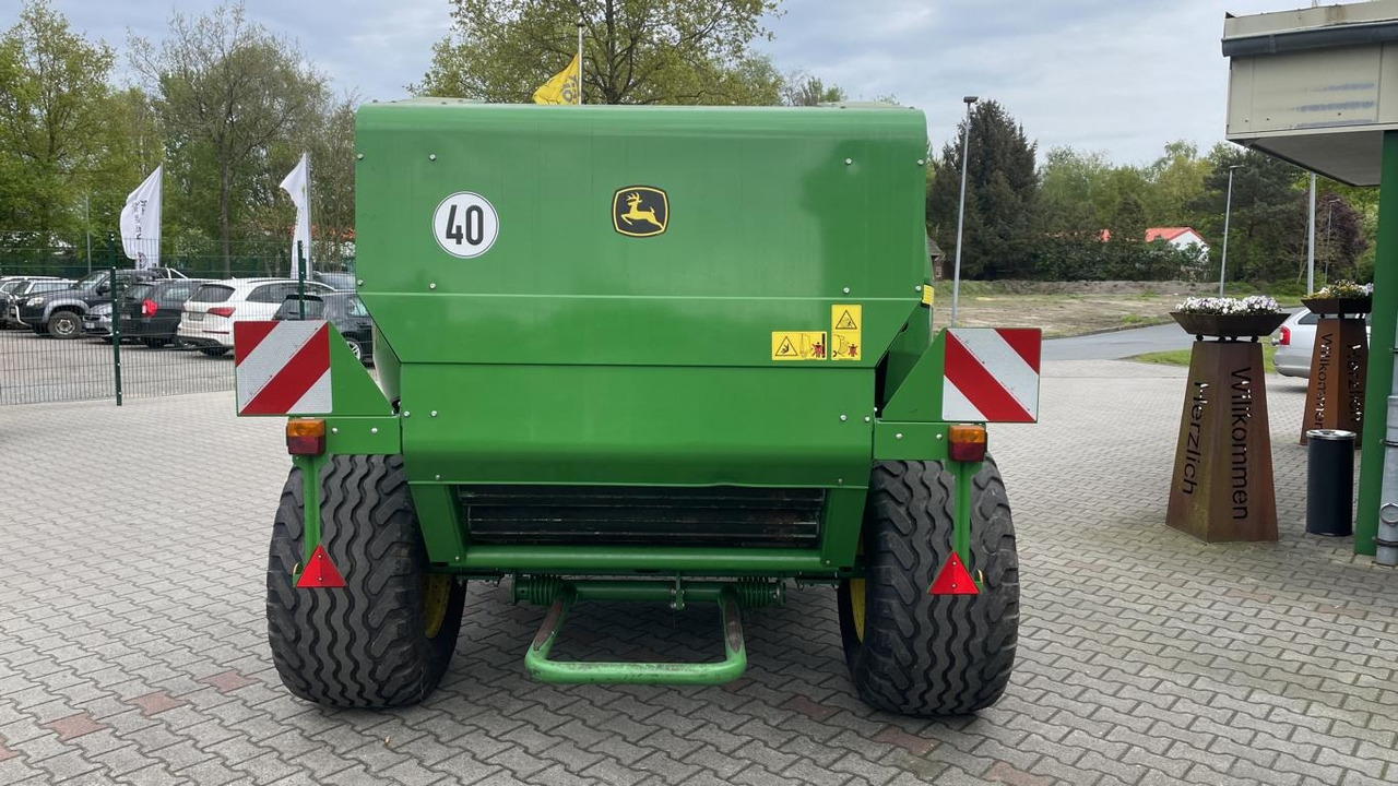 Bale wrapper John Deere RUNDBALLENPRESSE F441R: picture 25 Bale wrapper John Deere RUNDBALLENPRESSE F441R: picture 25