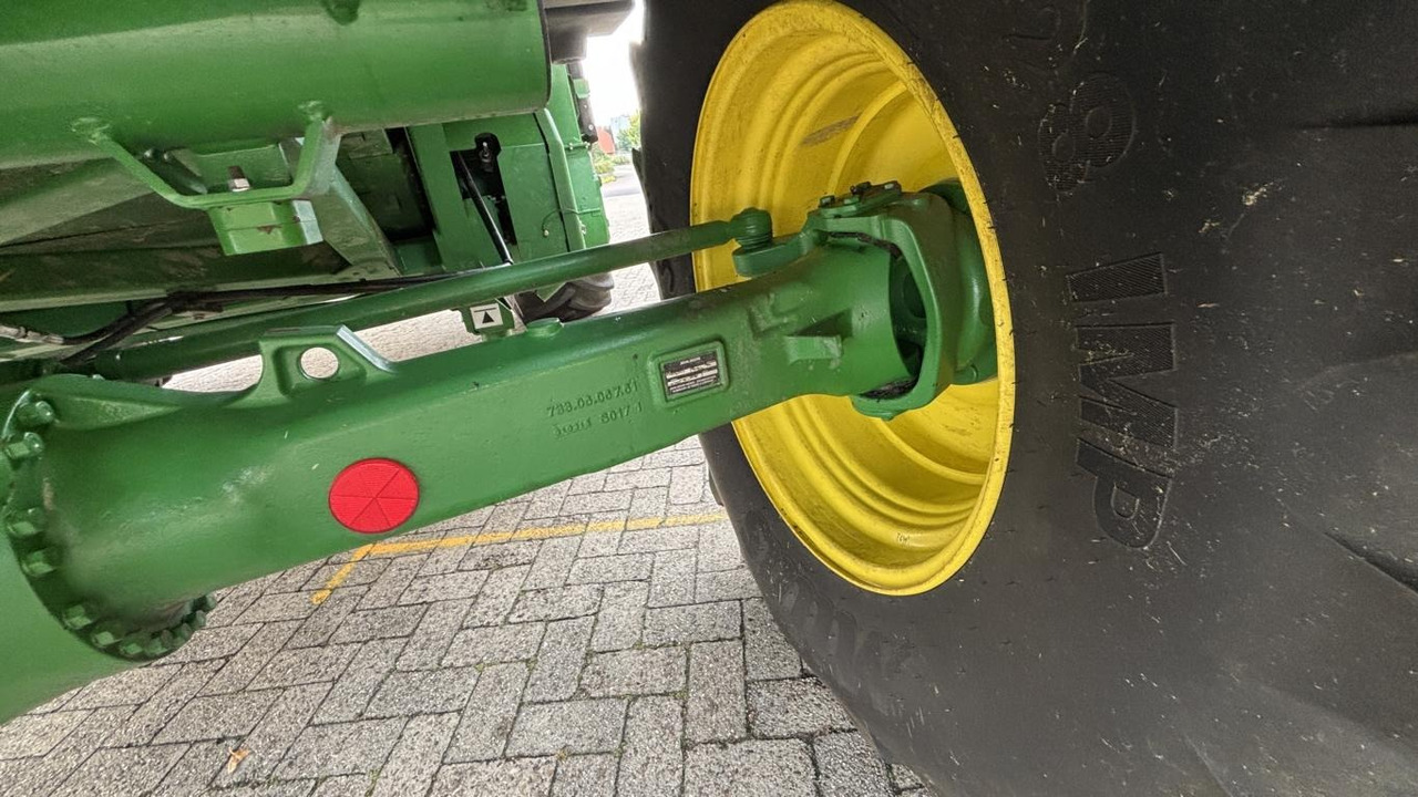 Combine harvester John Deere T660: picture 11