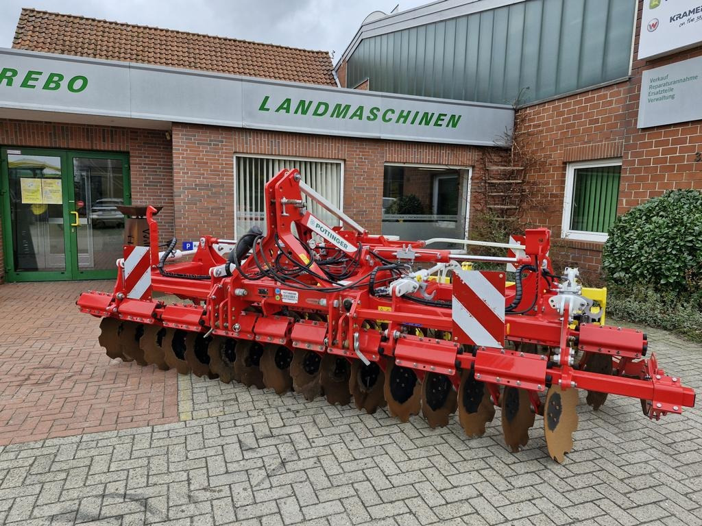 Pöttinger TERRADISC 4001 K - Disc harrow: picture 1 Pöttinger TERRADISC 4001 K - Disc harrow: picture 1